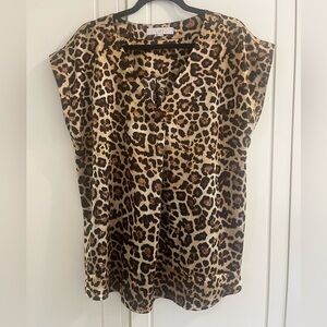 LOFT animal print blouse - XL - EUC
***LAST CHANCE***